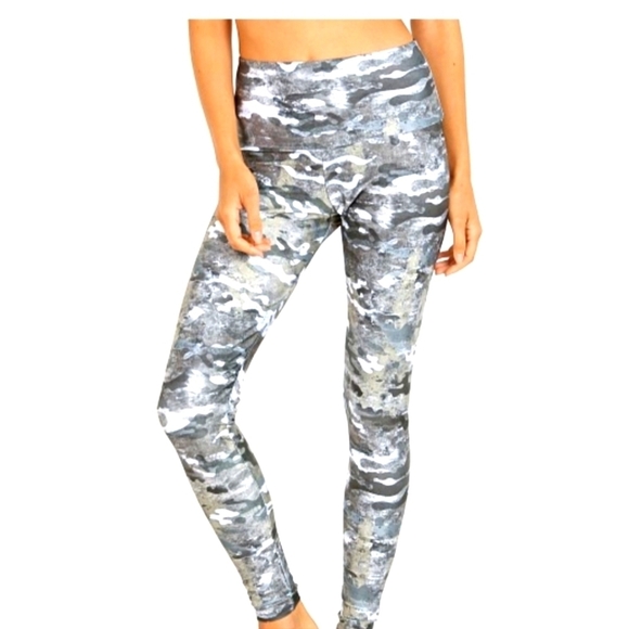 Onzie Flow High Rise Leggings Marble Camo green sz S/M - Picture 1 of 11